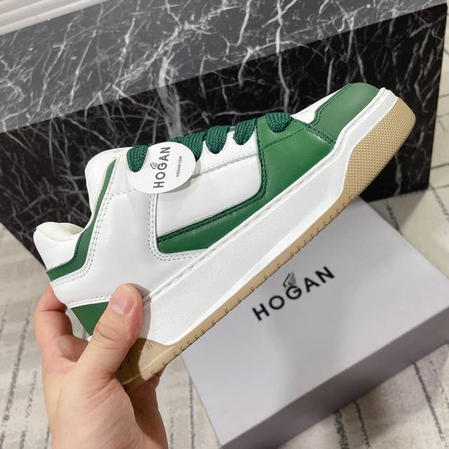 Hogan P: 情侣款,Size:女35-40.男39-44 .45定做 Hogan 霍根 Chamallow系列~~ 情侣款运动鞋；老爹鞋；胖丁厚底鞋 鞋型